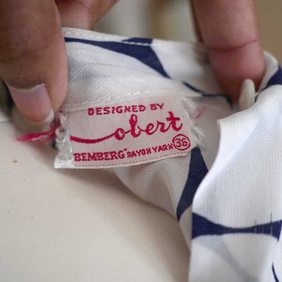 40s / 1940s Navy White Dot Sheer Blouse by Robert using Bemberg Rayon - Picture 7 of 10